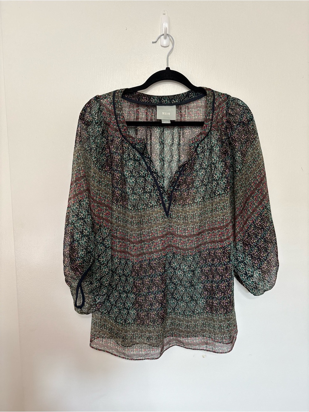 Maeve Anthropologie Blouse
Women Sz L 3/4 Sleeve Floral
Sheer Poppy Blouse